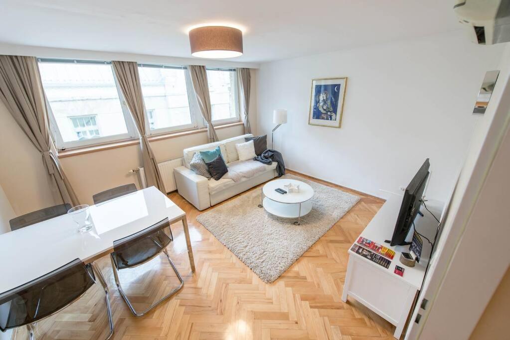 Venus Apartments - Renate Budapeşte Dış mekan fotoğraf